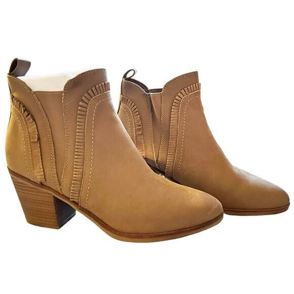 Mia Carrol Womens Taupe Stacked Heeled Fringe Pull On Ankle Booties Size 11 - Picture 1 of 10